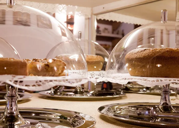 Garni La Rua Nel Bosco מלון ריביסונדולי