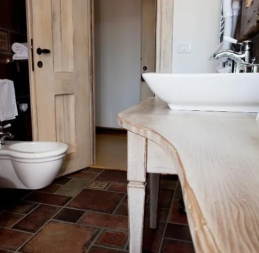 Garni La Rua Nel Bosco מלון